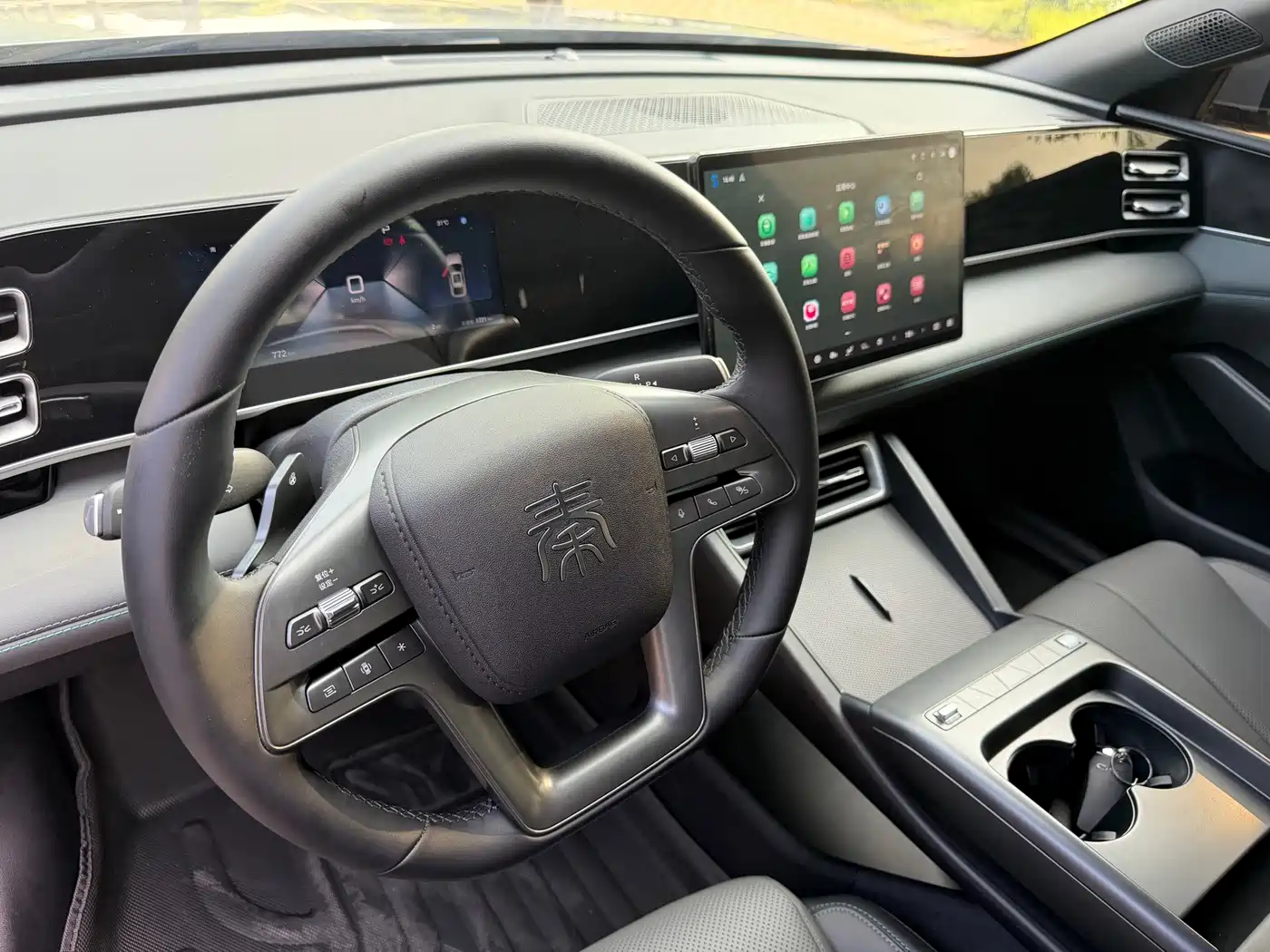Фото 8 - BYD Qin L