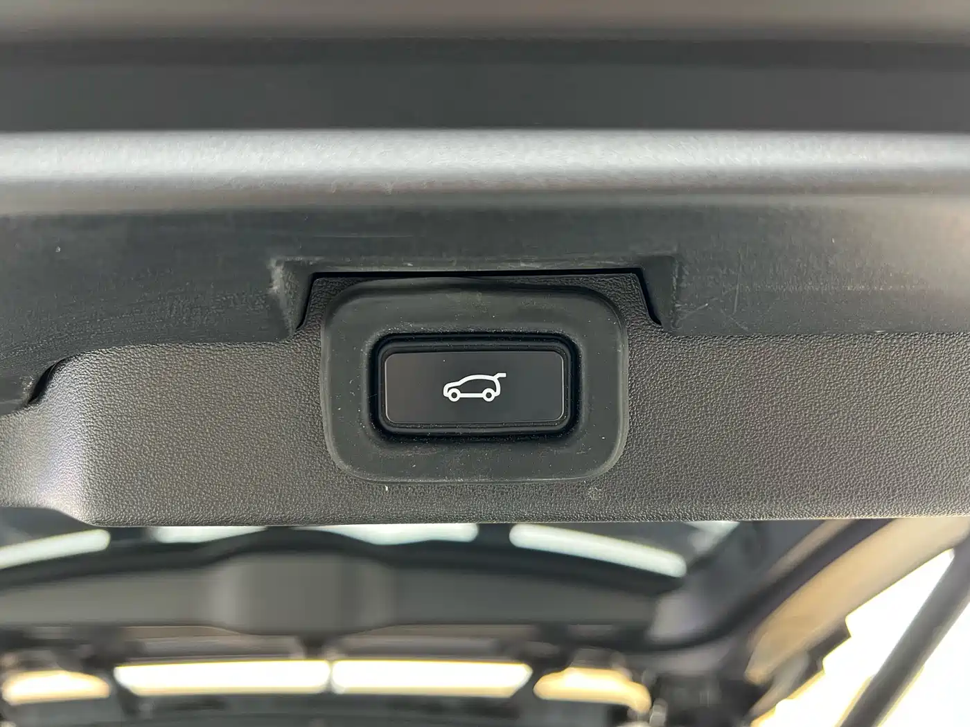 Land Rover Discovery 2021 360PS R-Dynamic S фото 32