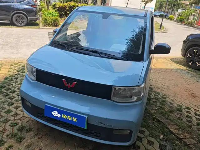 WULING HONGGUANG MINIEV