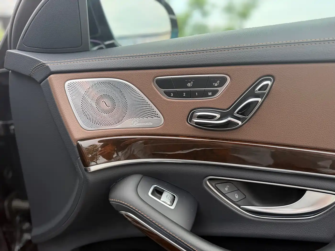 Mercedes-Benz Maybach S-Class 2016 S 400 4MATIC фото 10