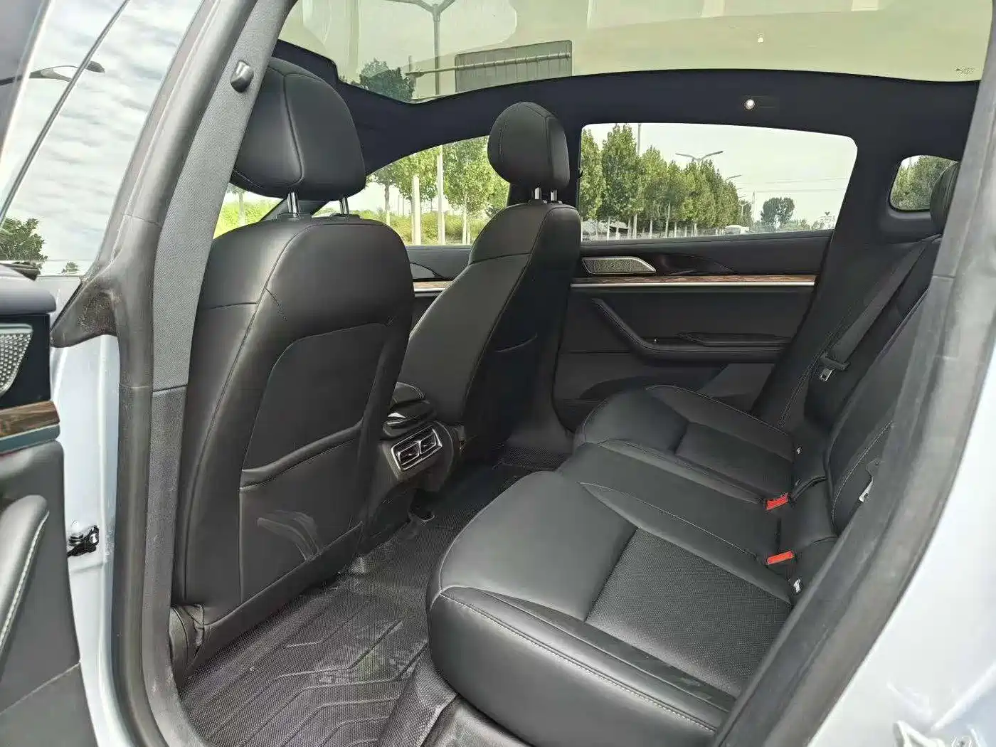 Nezha Auto Nezha S 2023 2024 Model Range Extender 1060