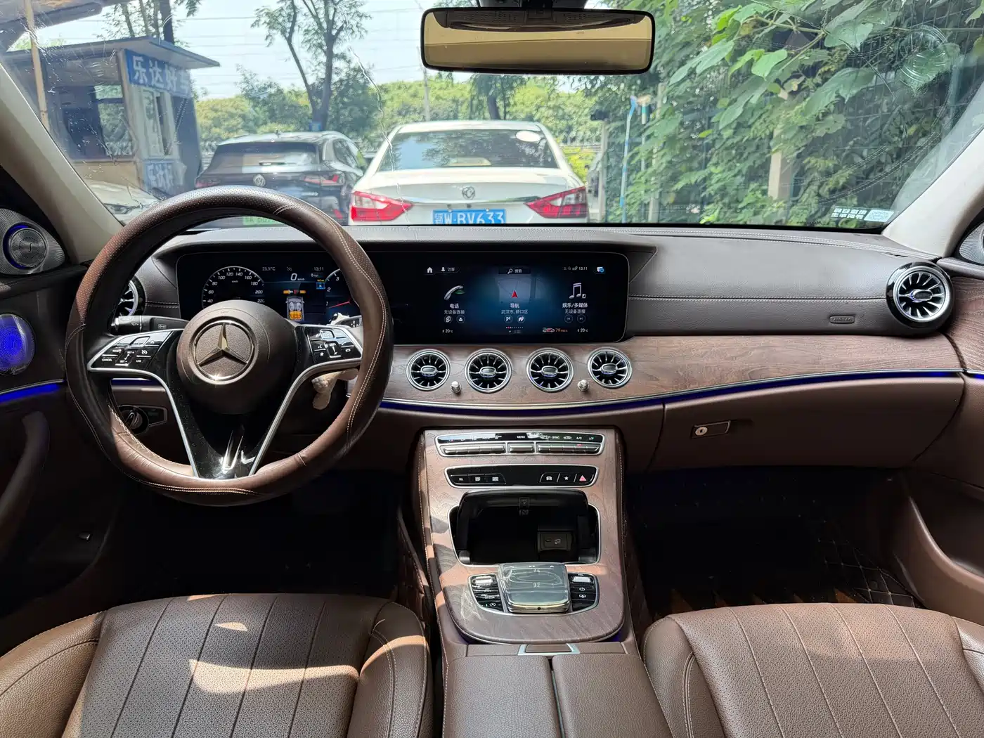 Mercedes-Benz E-Class 2023 Facelift E 300 L Luxury фото 4