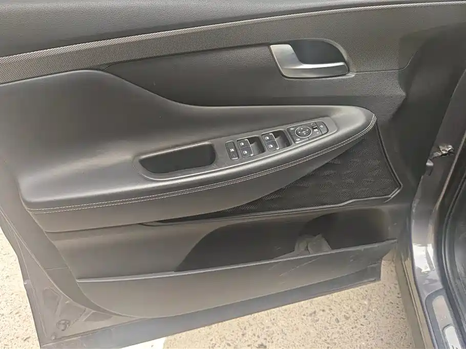 Hyundai Santa Fe 2019 Model 380 TGDi GLS Automatic 2WD Luxury Version China V фото 7