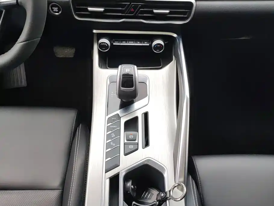 Geely Coolray 2019 2019 260T DCT Knight China VI