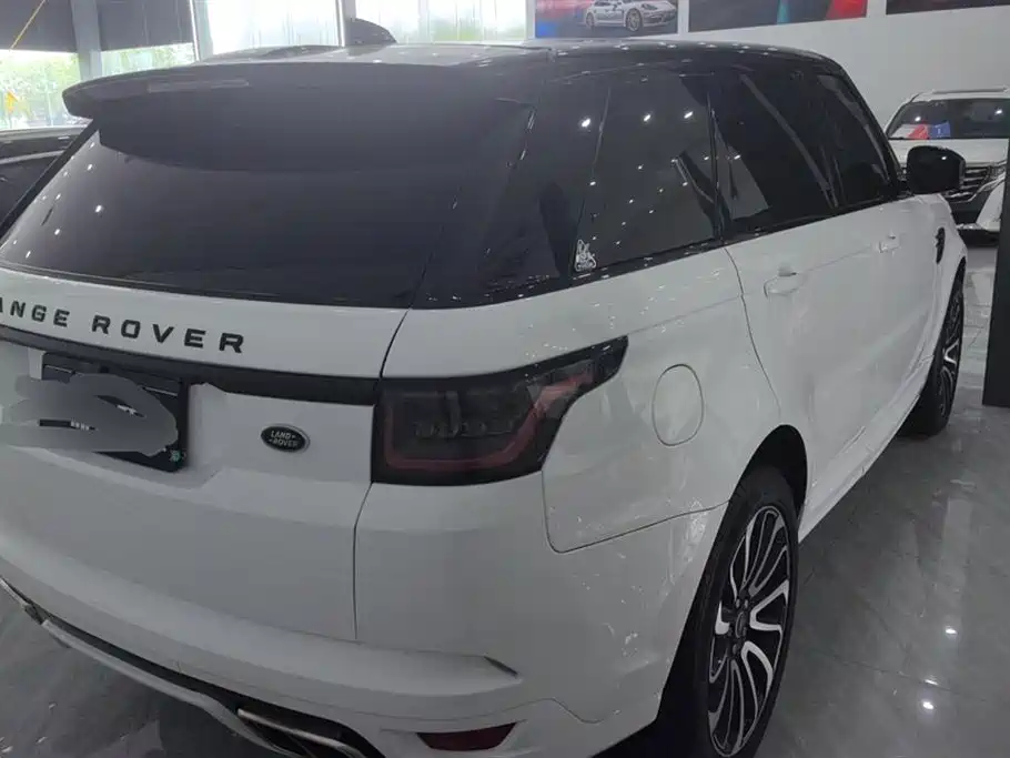 Land Rover Range Rover Sport 2016 Model 3.0 SC V6 HSE DYNAMIC фото 3