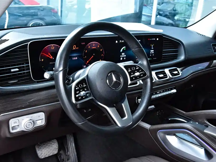 Mercedes-Benz GLE 2020 Facelift GLE 350 4MATIC Fashion Special Edition фото 10