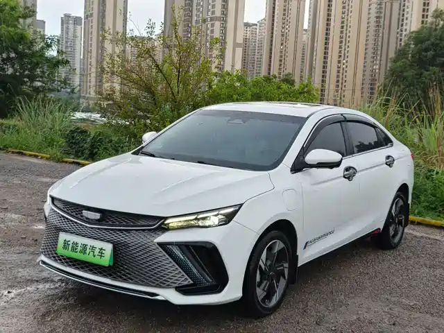  Geely Emgrand L HiP 2022 1.5TD-DHT Pro 100KM Super Rui