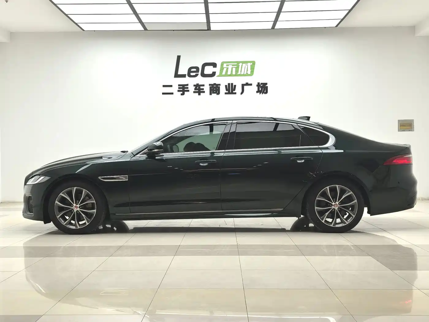 JAGUAR XFL