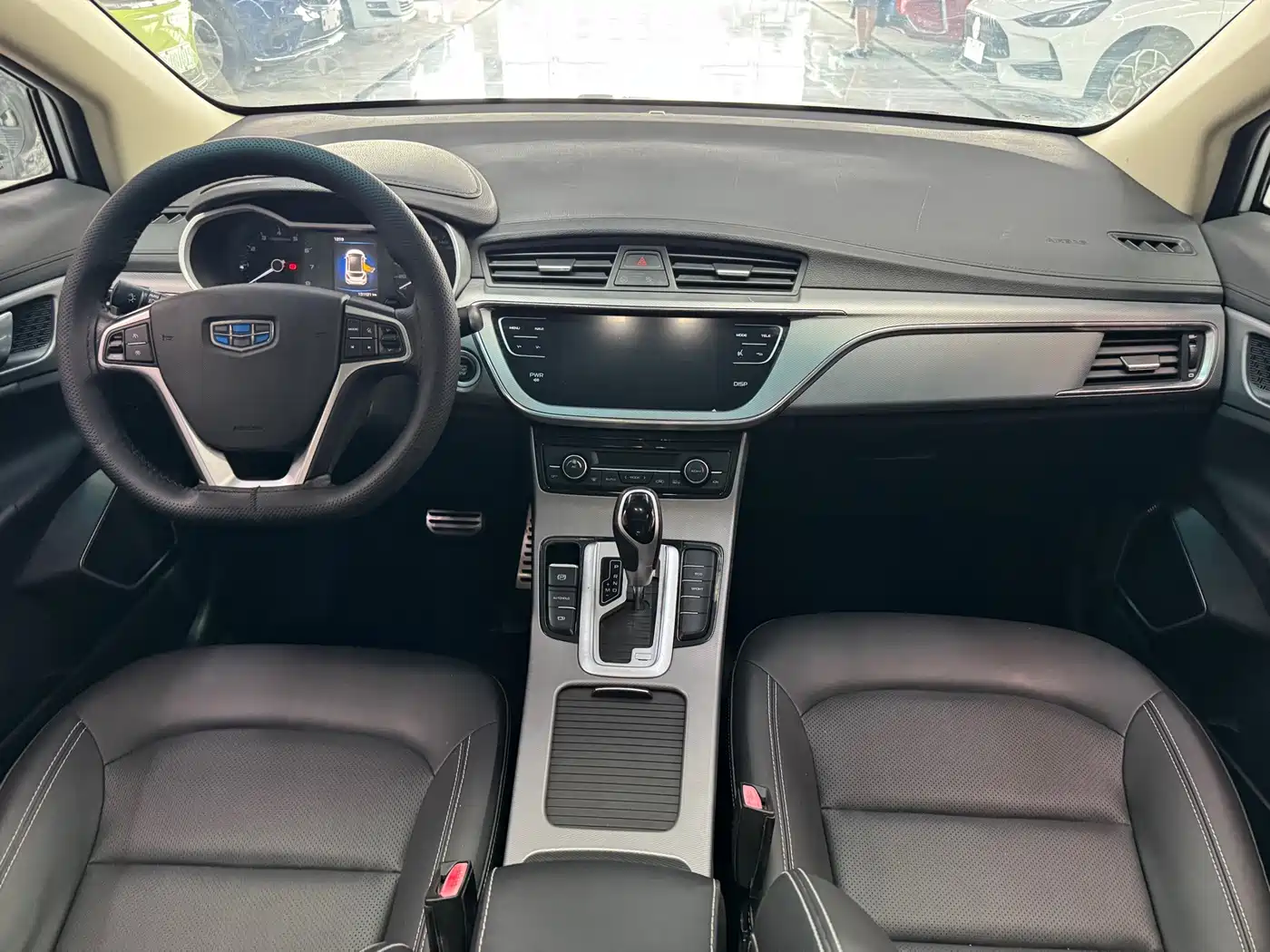 Photo 6 - Geely Emgrand GS