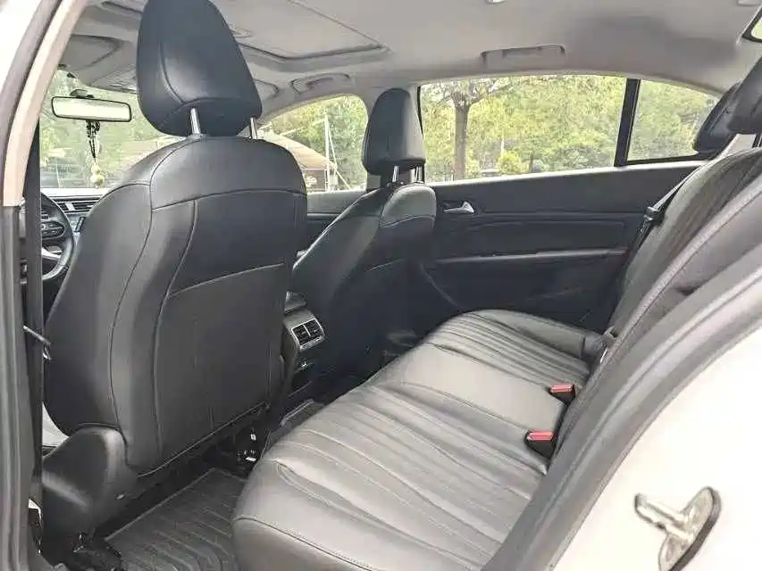 Peugeot 408 2023 2022 1.6T Light Chaser Edition