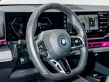 Photo 9 - BMW i5
