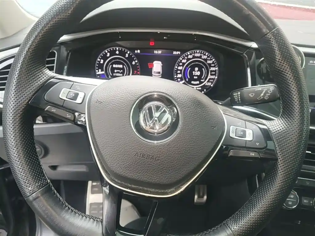 Volkswagen Tayron 2019 330TSI 2WD Luxury China VI фото 11