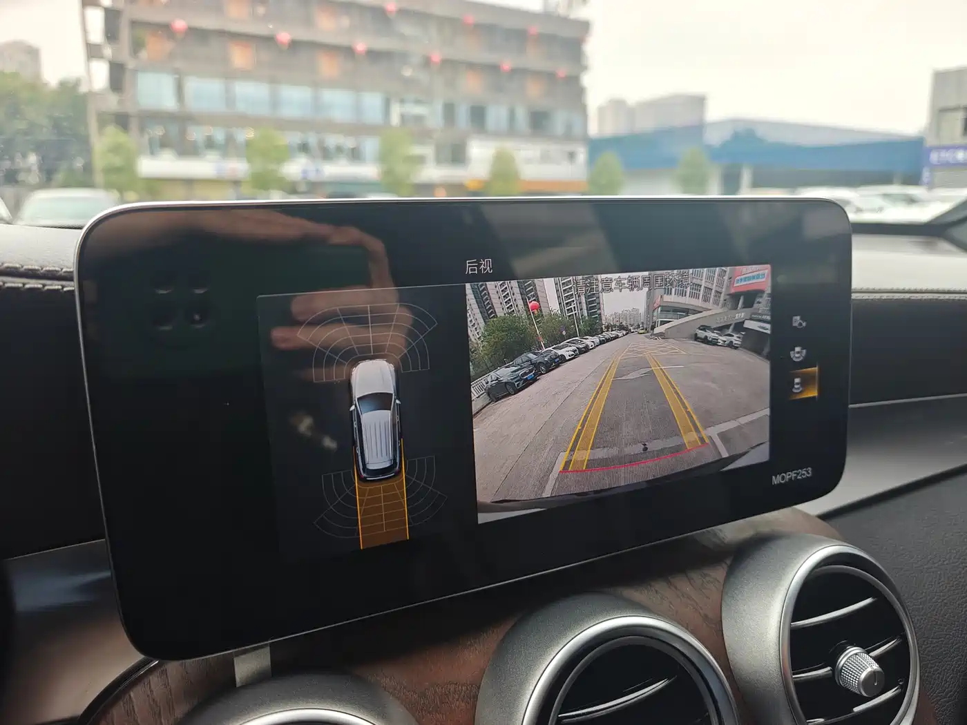 Mercedes-Benz GLC 2020 Facelift GLC 300 L 4MATIC Dynamic фото 14