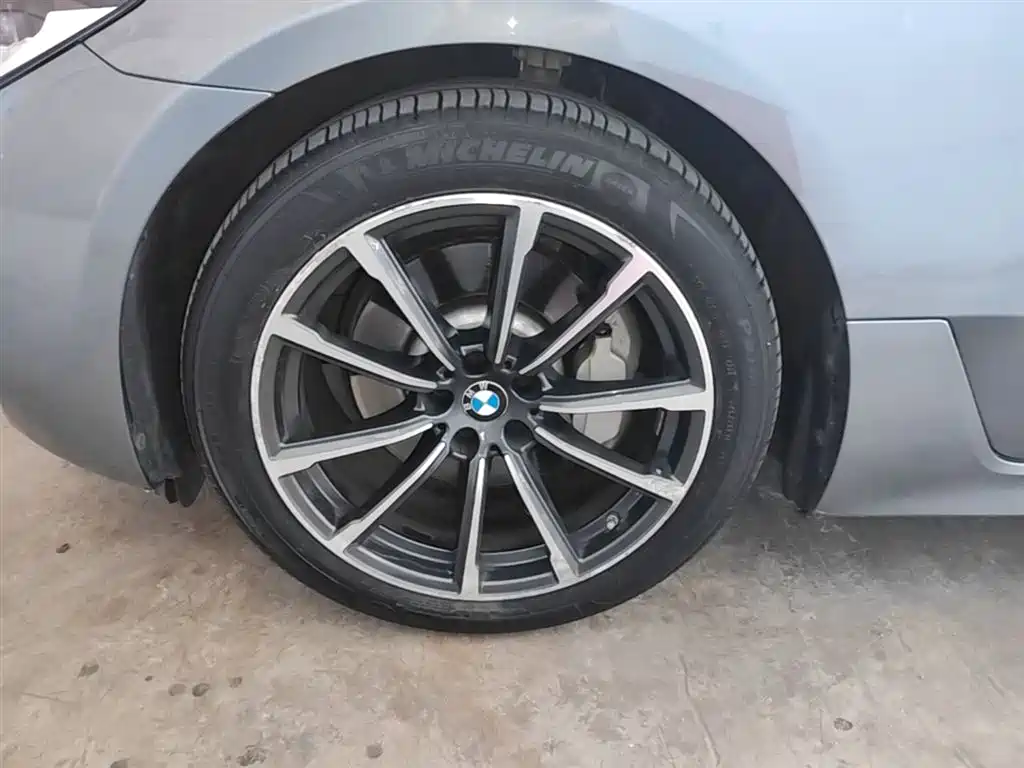 BMW 6 Series GT 2020 630i Luxury Design Package фото 23