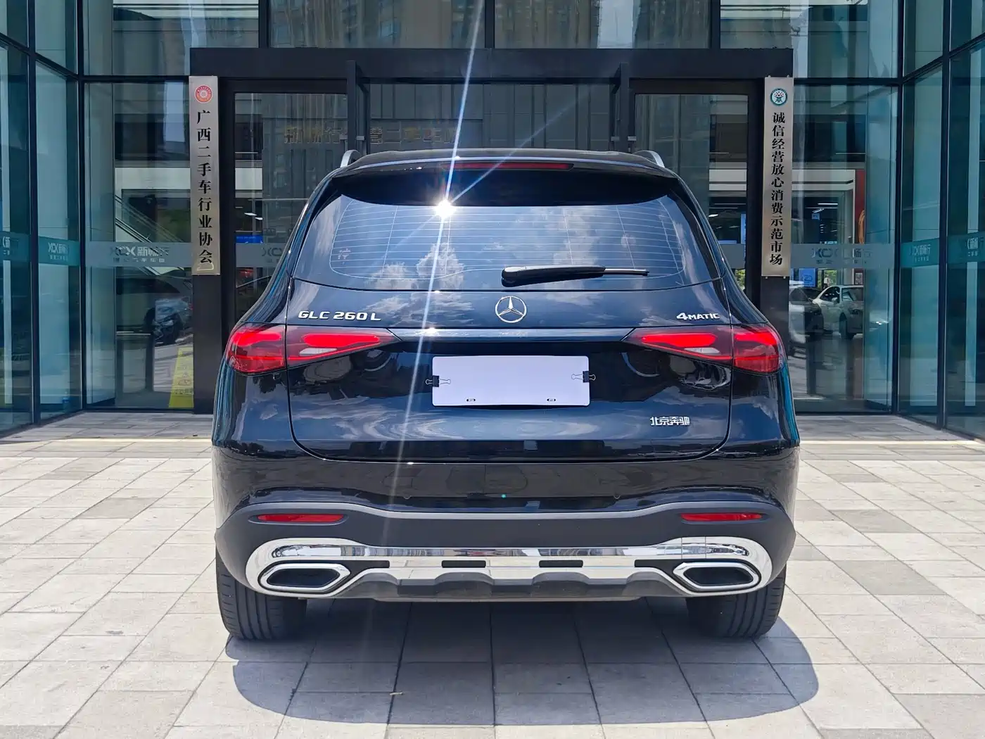 Mercedes-Benz GLC 2024 GLC 260 L 4MATIC Dynamic 5-seater фото 5