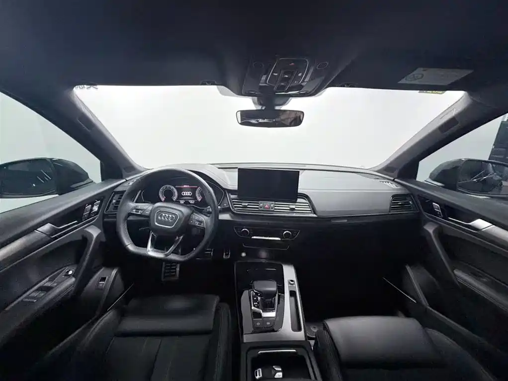 Audi Q5L 2024 Model 45 TFSI Luxury Dynamic фото 6
