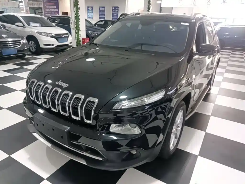 Jeep Cherokee 2018 2017 2.0L Superior Edition