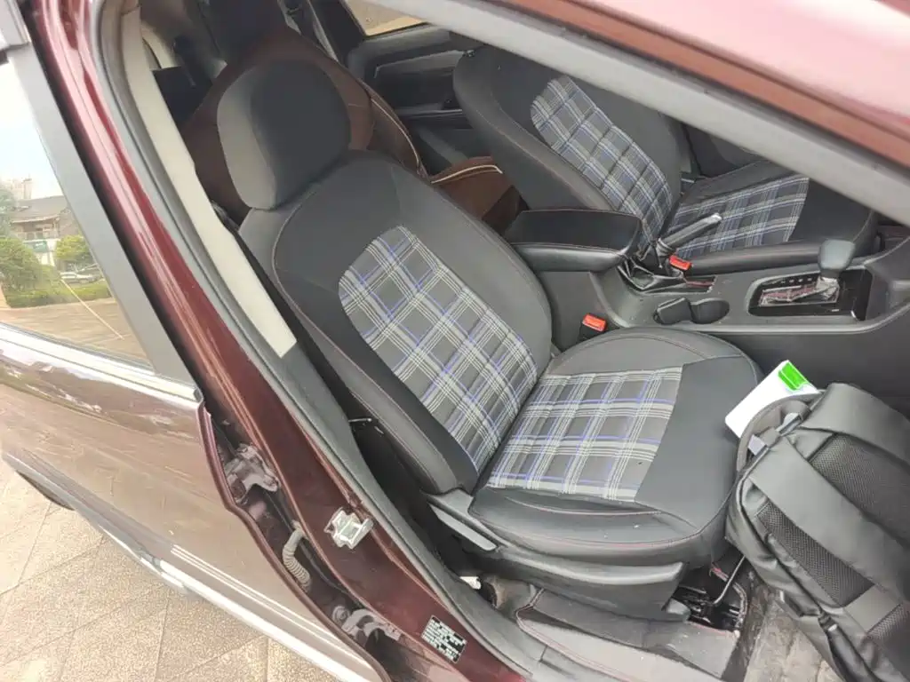 Cowin Kaiyi V3 2016 2016 1.5L Automatic SmartLink II Navigation