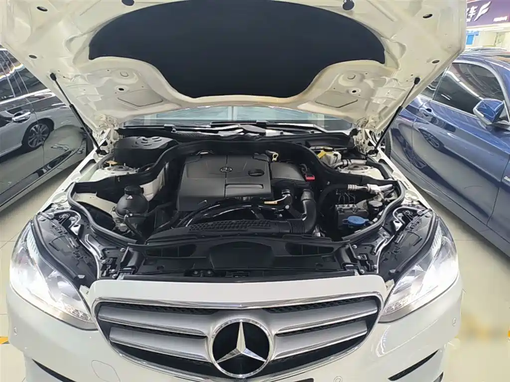 Mercedes-Benz E-Class 2015 E 260 L Sport фото 19