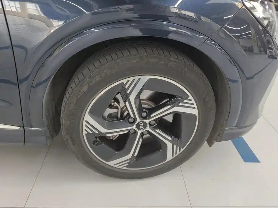 Audi Q4 e-tron 2024 2024 40 e-tron Creation Edition
