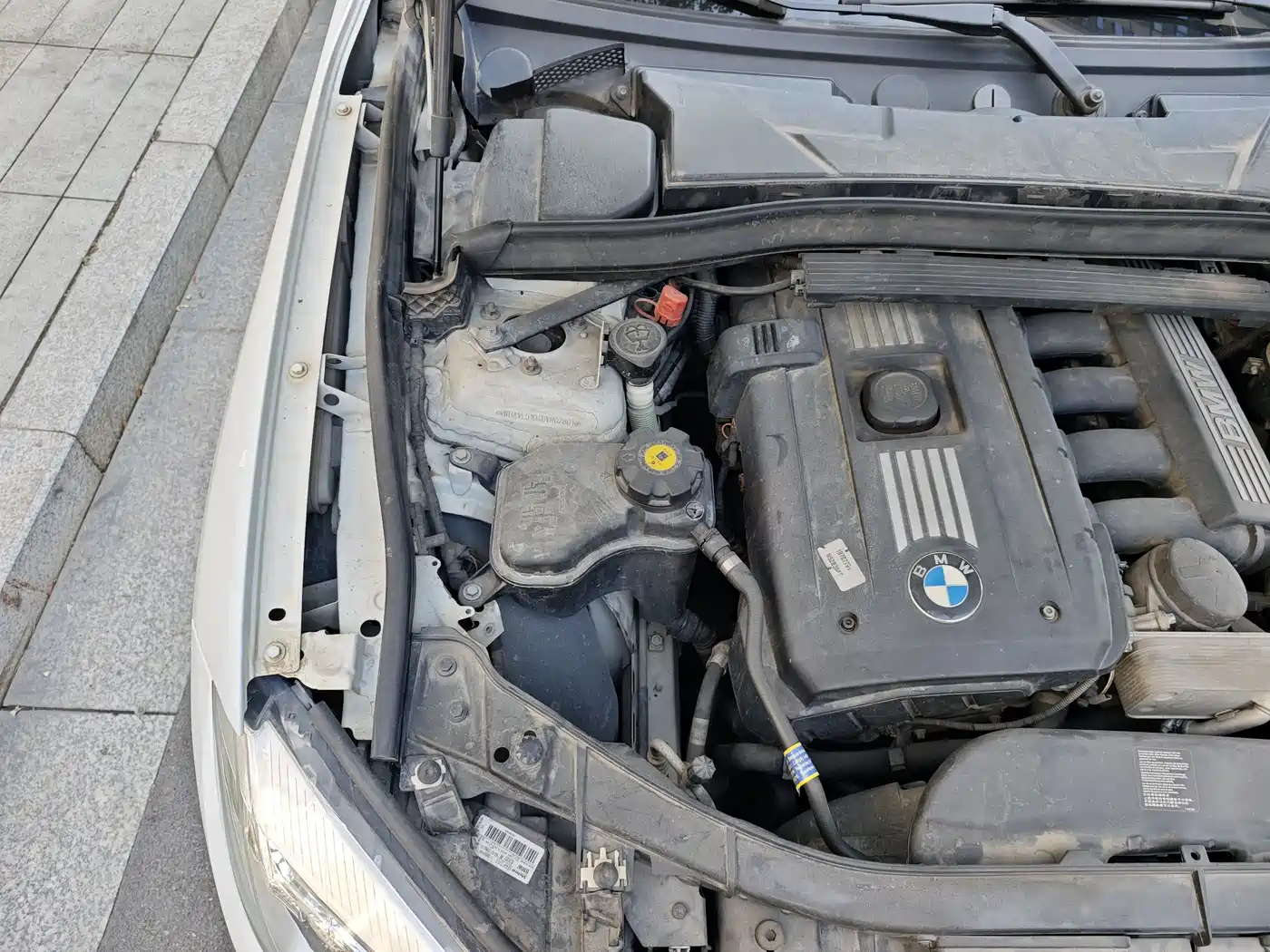 BMW X1 (Import) 2010 xDrive25i фото 18