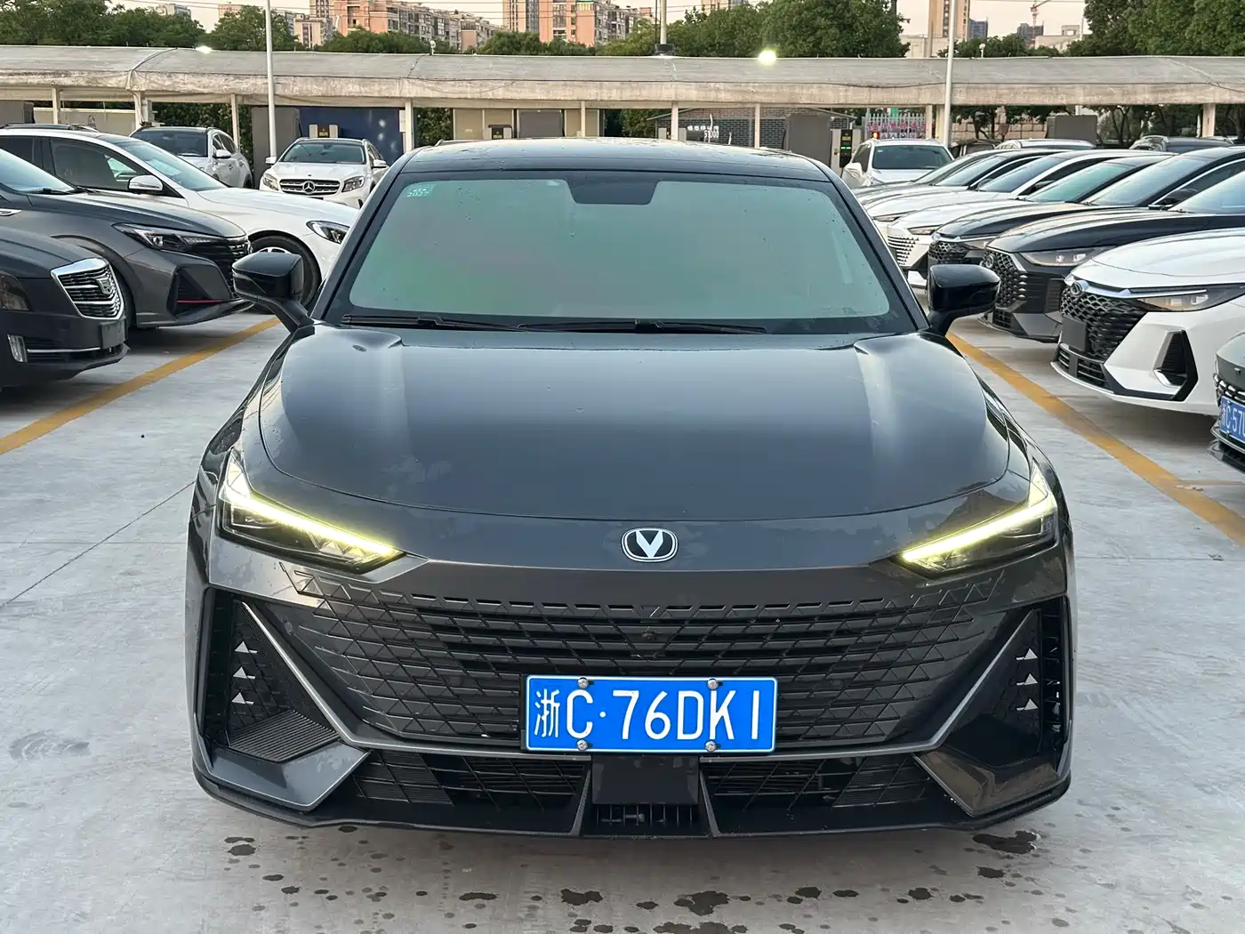 CHANGAN UNI-V