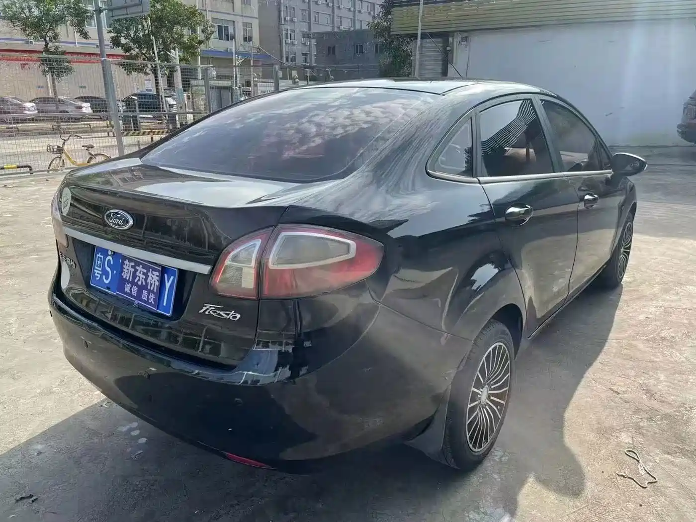 Photo 4 - Ford Fiesta