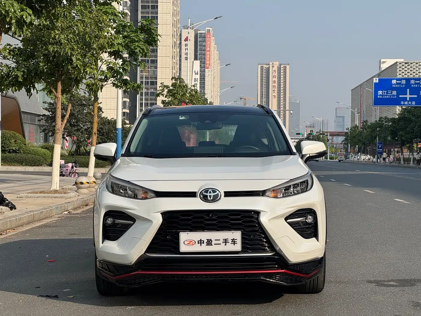 Toyota Wildlander 2020 2.0L CVT AWD Tech Edition фото 2