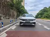 Фото 2 - Volkswagen Tiguan L