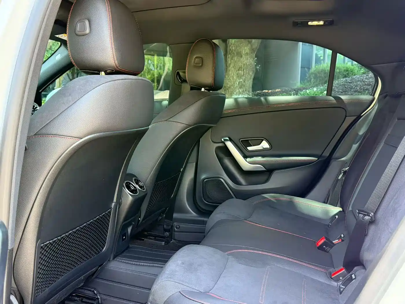 Mercedes-Benz A-Class 2025 Facelift A 200 L Fashion Edition фото 6