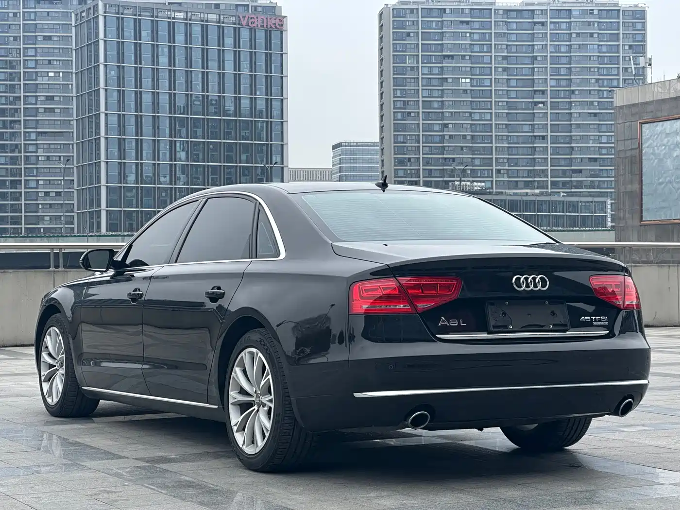 Audi A8 2014 A8L 45 TFSI quattro Luxury фото 4