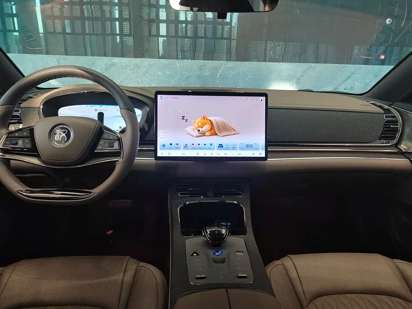 BYD Han 2024 DM-i Glory Edition 121KM Honor фото 5