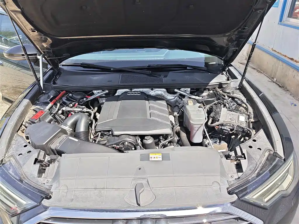 Audi A6L 2021 45 TFSI Exclusive Elegance фото 16
