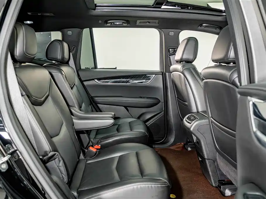 Cadillac XT6 2022 2.0T 6-Seater 4WD Luxury Edition фото 21