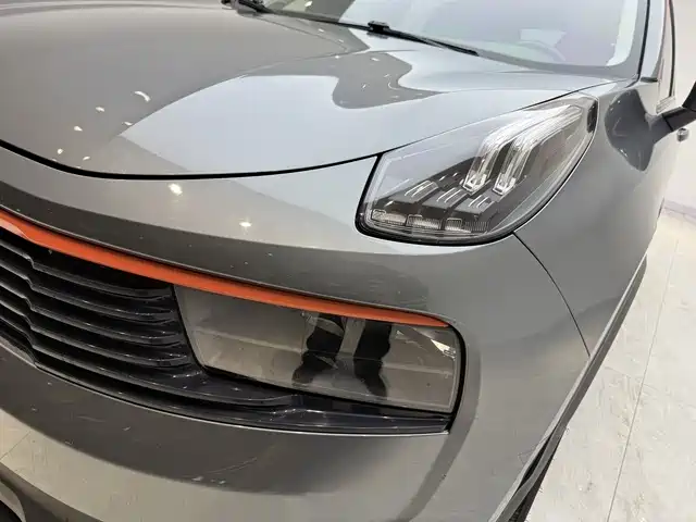 Lynk & Co 01 2019 2.0T 2WD Pro Edition China V фото 16