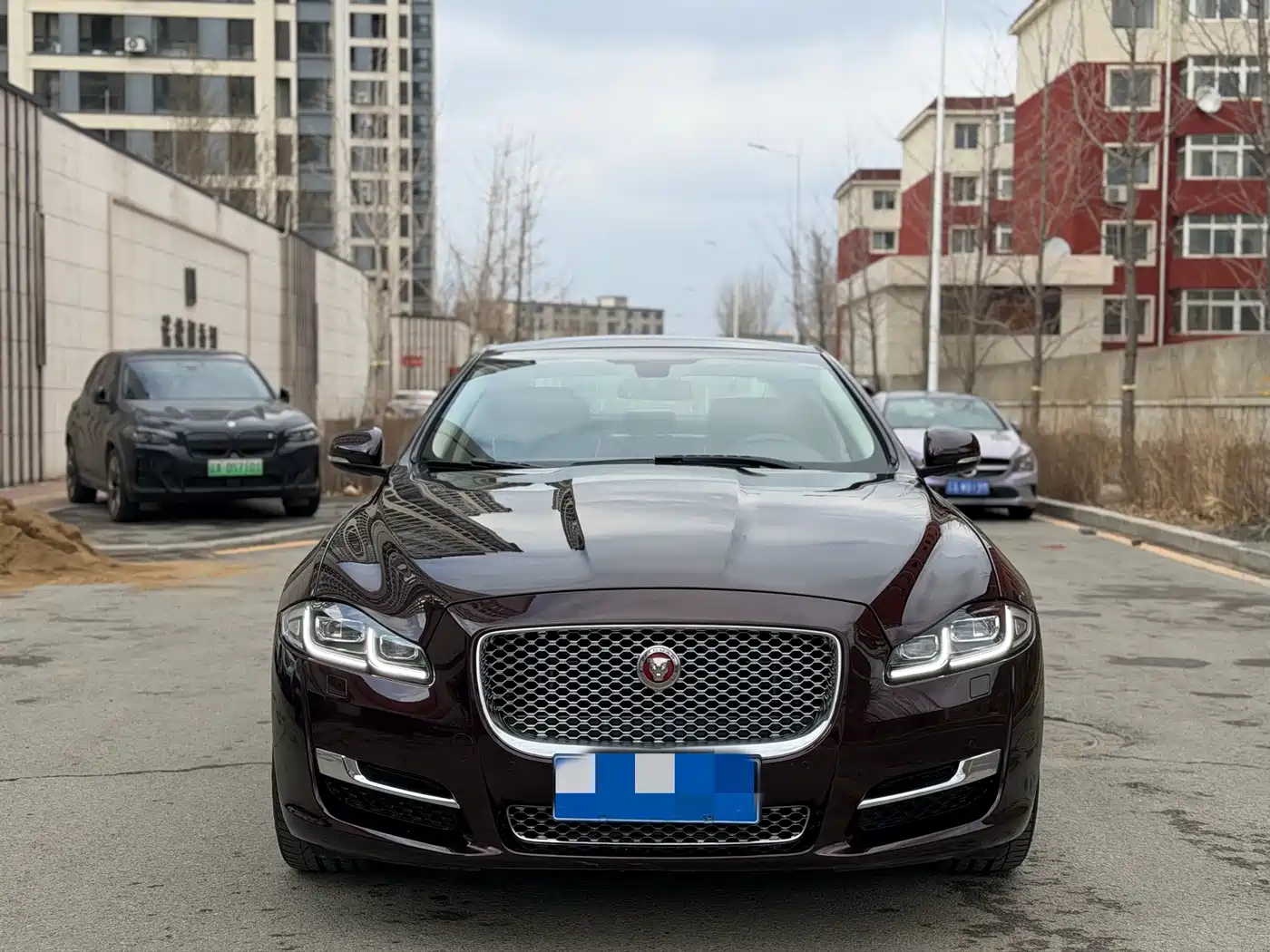 JAGUAR XJ