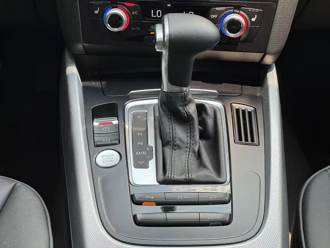 Audi Q5 2017 40 TFSI Technology фото 8