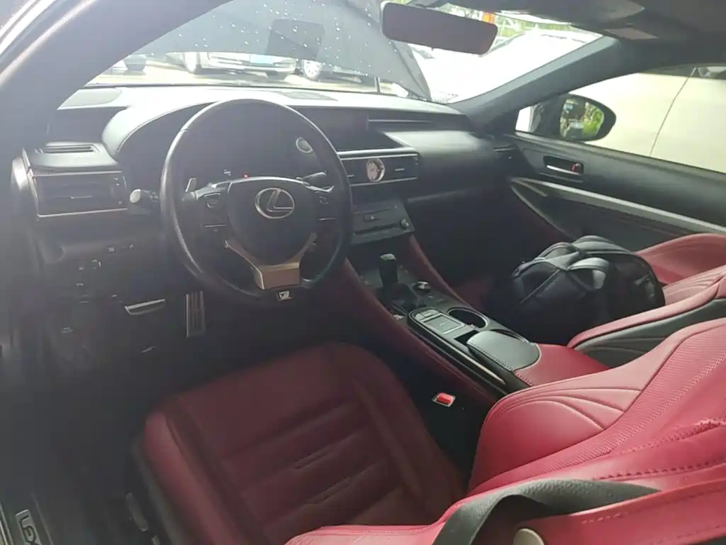 LEXUS RC