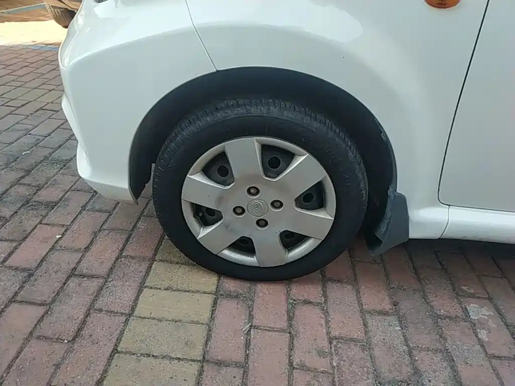 BYD F0 2015 2015 1.0L AMT Xuan Cool Edition