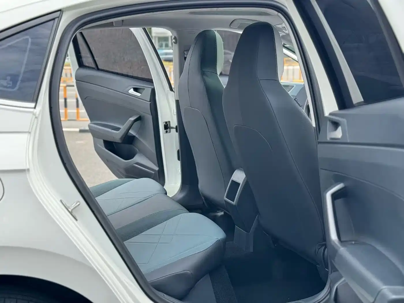 Volkswagen Lavida 2025 Model New Edge 1.5L New Wish Edition фото 5