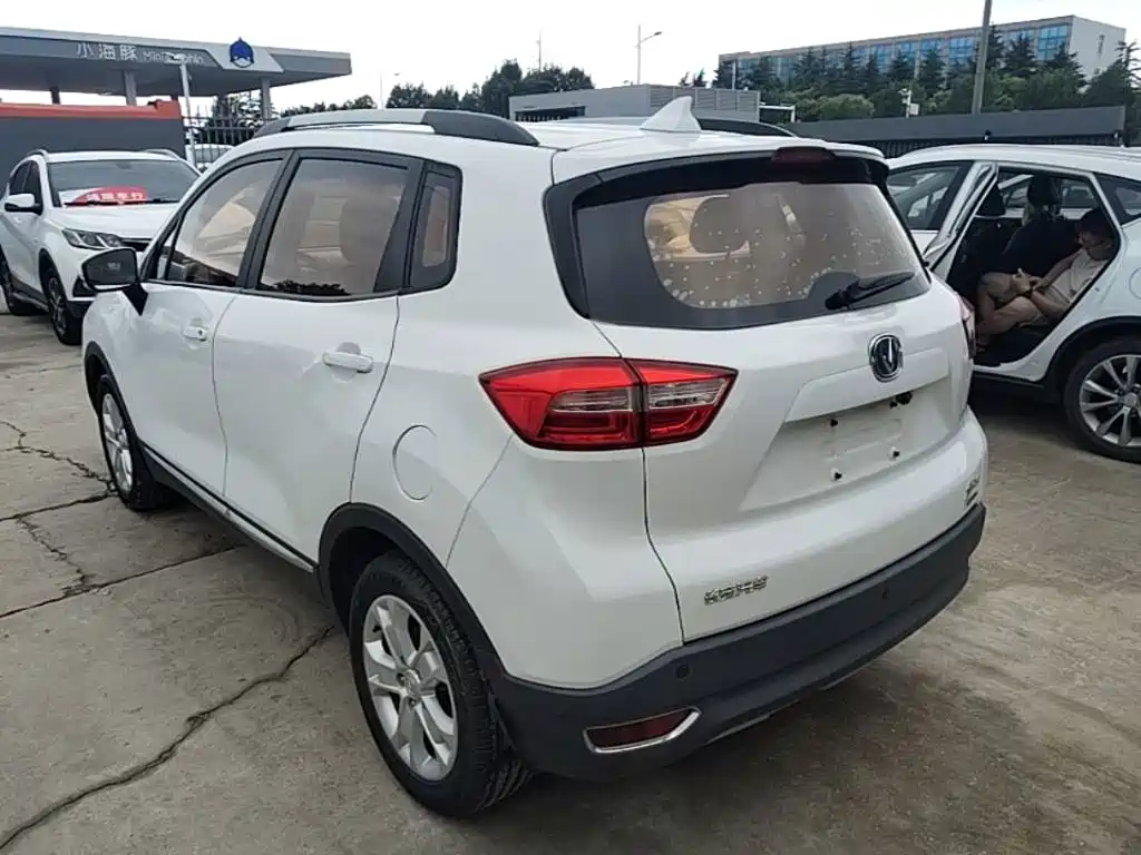 Changan CS15 2016 2016 1.5L Automatic Fashion