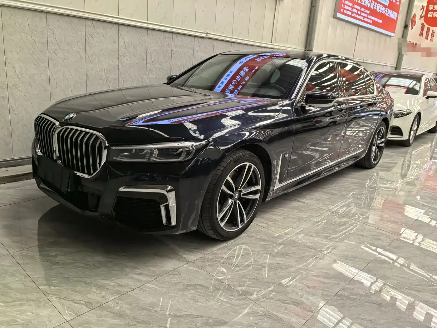 BMW 7 SERIES
