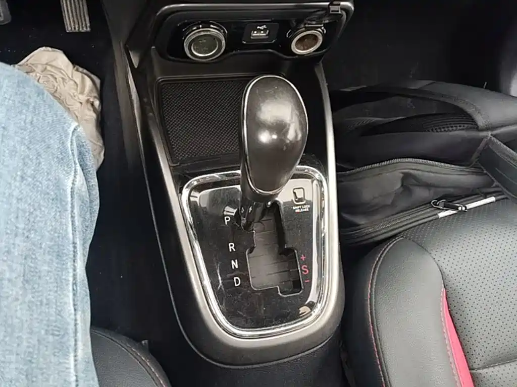 Changan CS15 2016 2016 1.5L Automatic Fashion