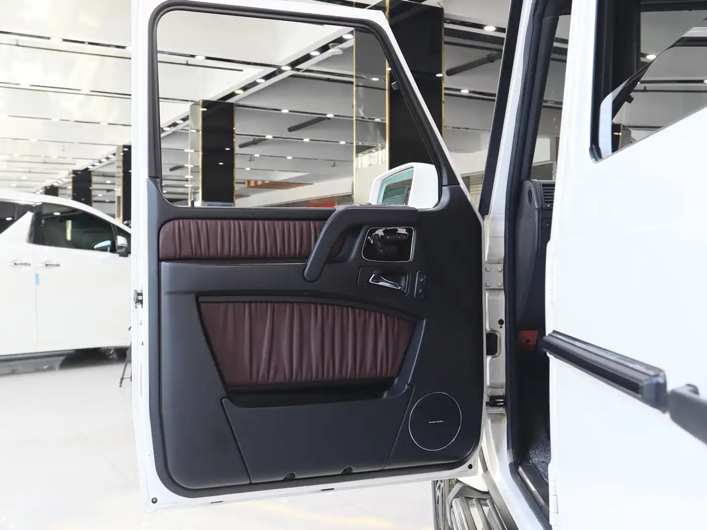 Mercedes-Benz G-Class AMG 2013 AMG G 63 фото 5