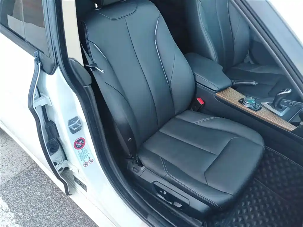 BMW 3 Series GT 2013 Model 328i Style Design Package фото 25