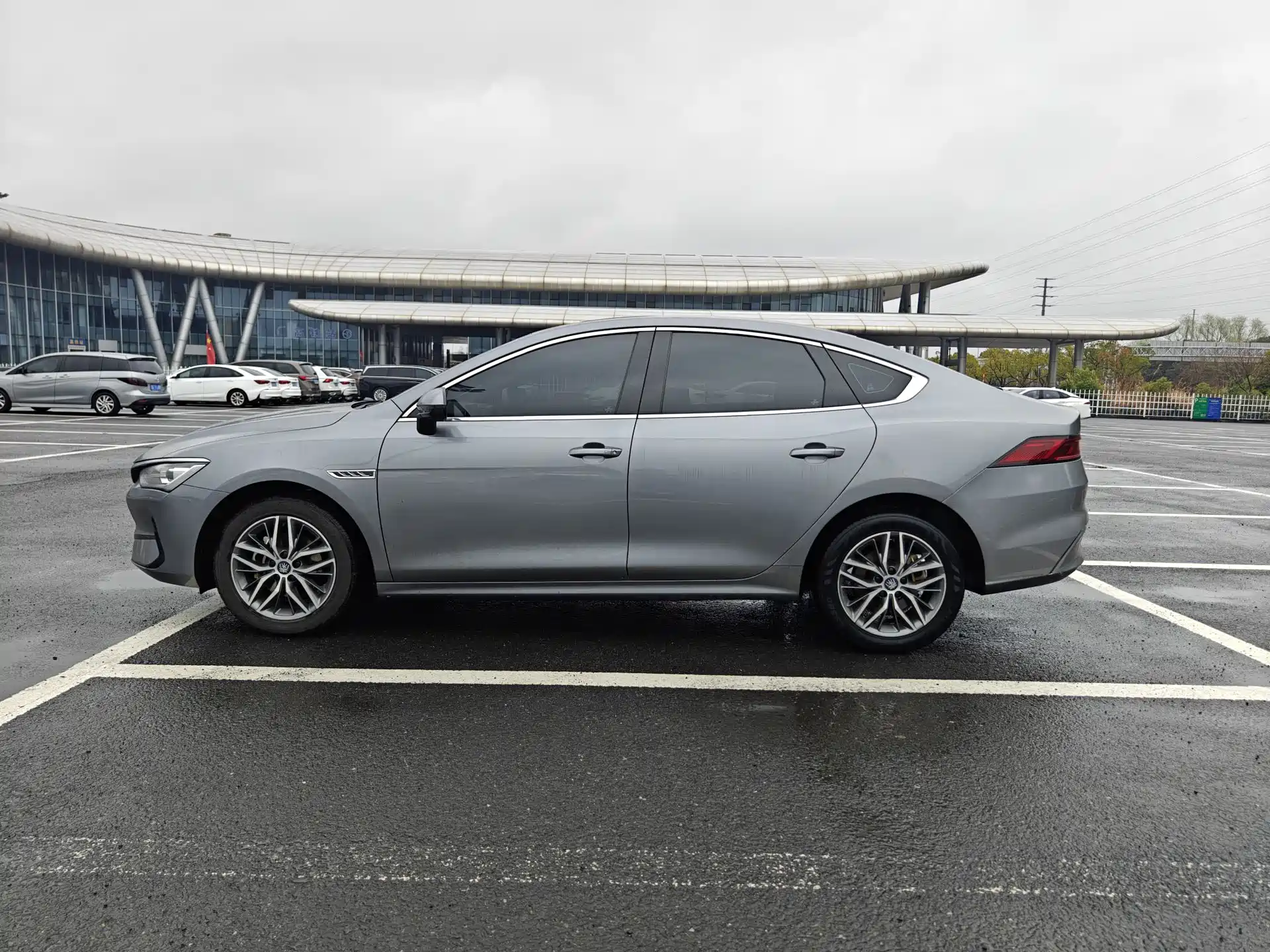 Фото 8 - BYD Qin PLUS