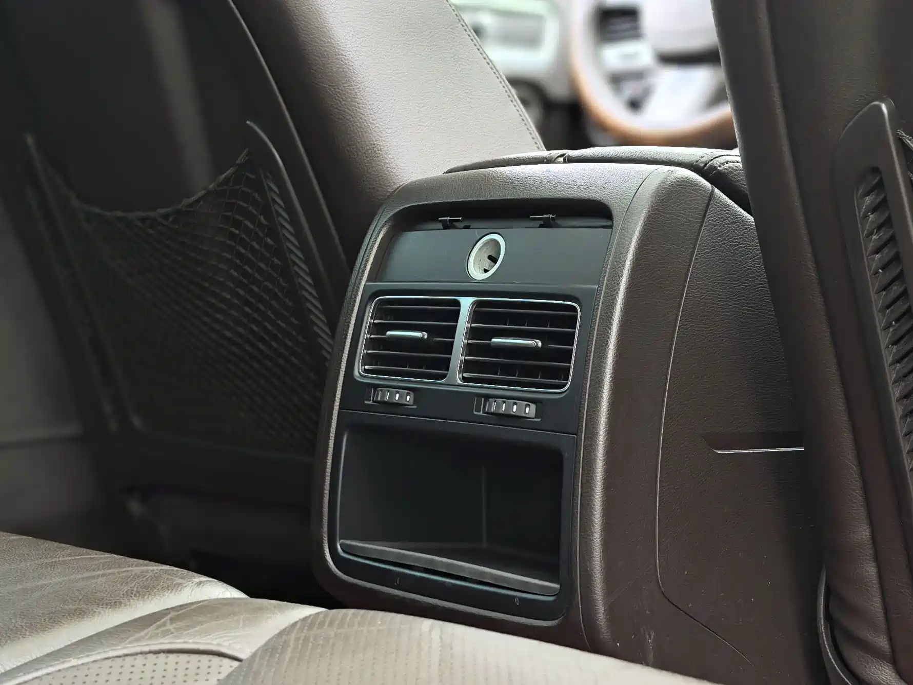 Фото 28 - Volkswagen Touareg