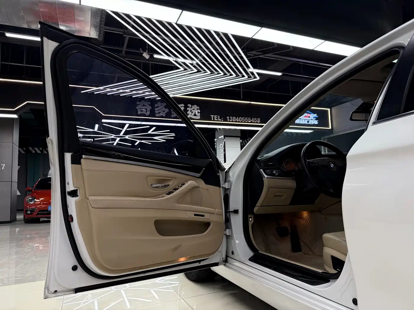 BMW 5 Series 2014 525Li Luxury Design Package фото 12