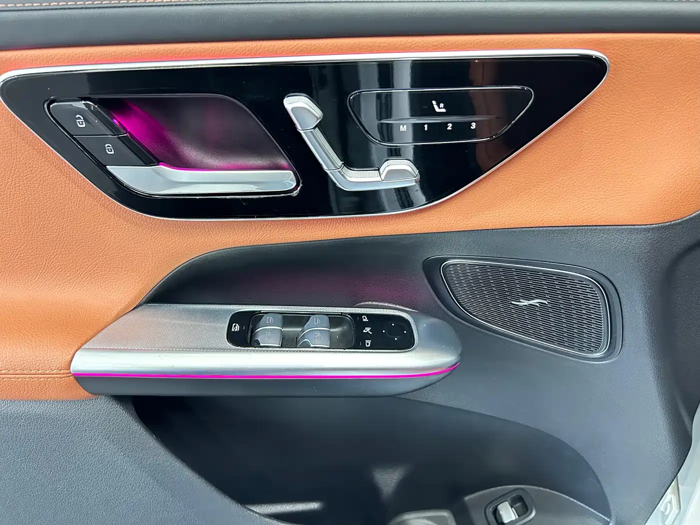 Mercedes-Benz GLC 2023 Facelift GLC 300 L 4MATIC Sport 7-Seater фото 21