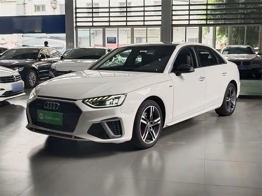 Audi A4L 2020 40 TFSI Luxury Dynamic фото 2